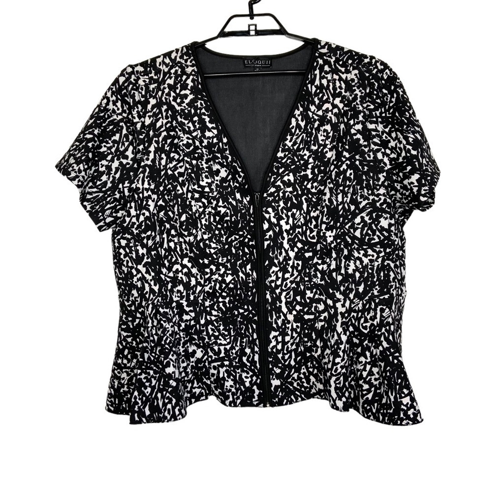 Eloquii Women Printed Full Zip Peplum Top Sz 24 Black White Short Sleeve V Neck